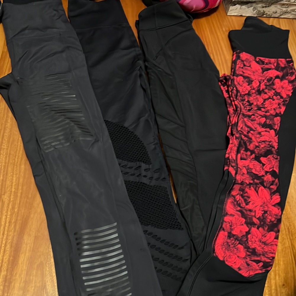 Lululemon pants 4 PAIRS!!